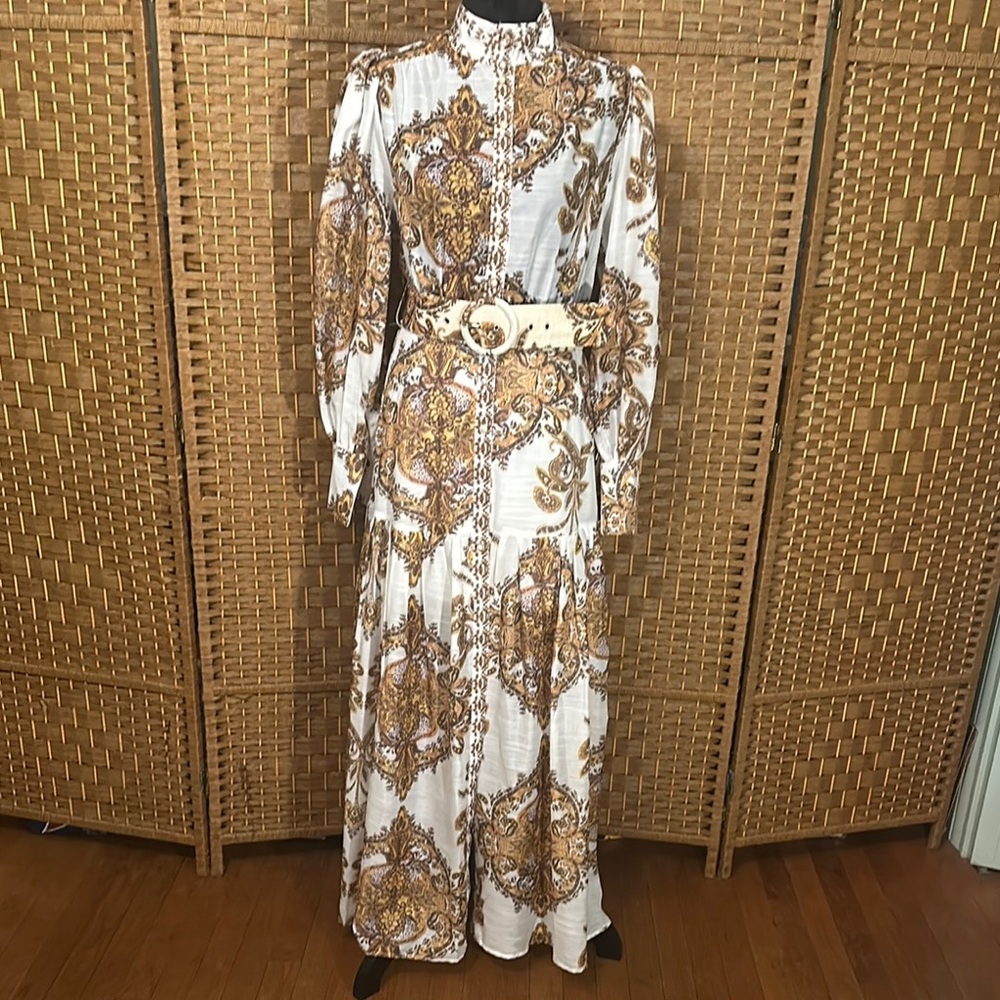 Elegant White and Gold Patterned Dress